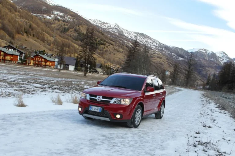 Fiat Freemont 2.0 MULTIJET 170 HP 6AT AWD Lounge