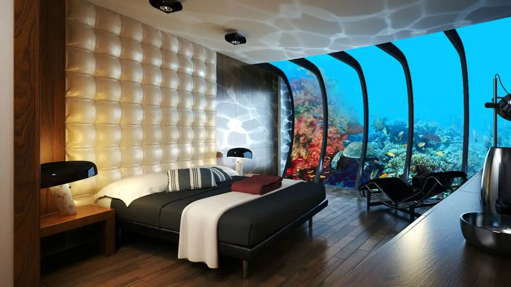 Dubai'de Denizaltı Otel Deneyimi: Water Discuss Hotel