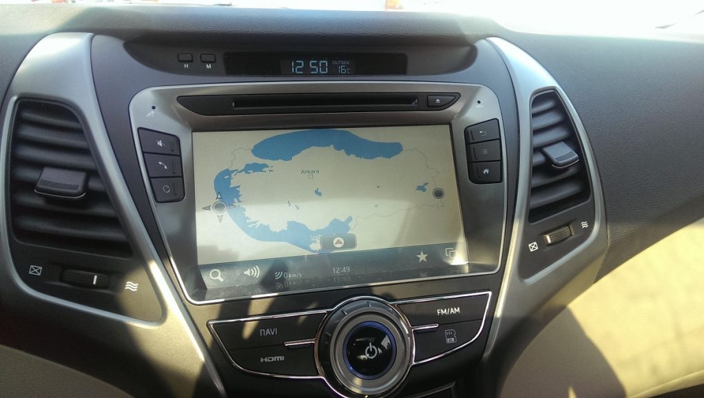 Hyundai elantra mutimedya