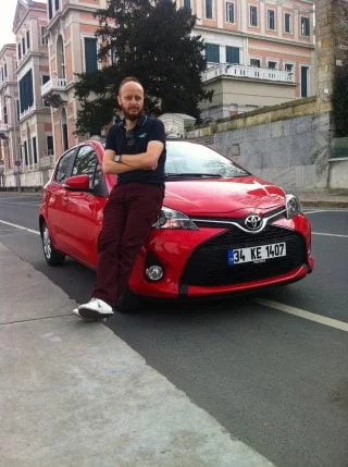 Toyota Yaris 1.3 benzinli multidrive osman kurt