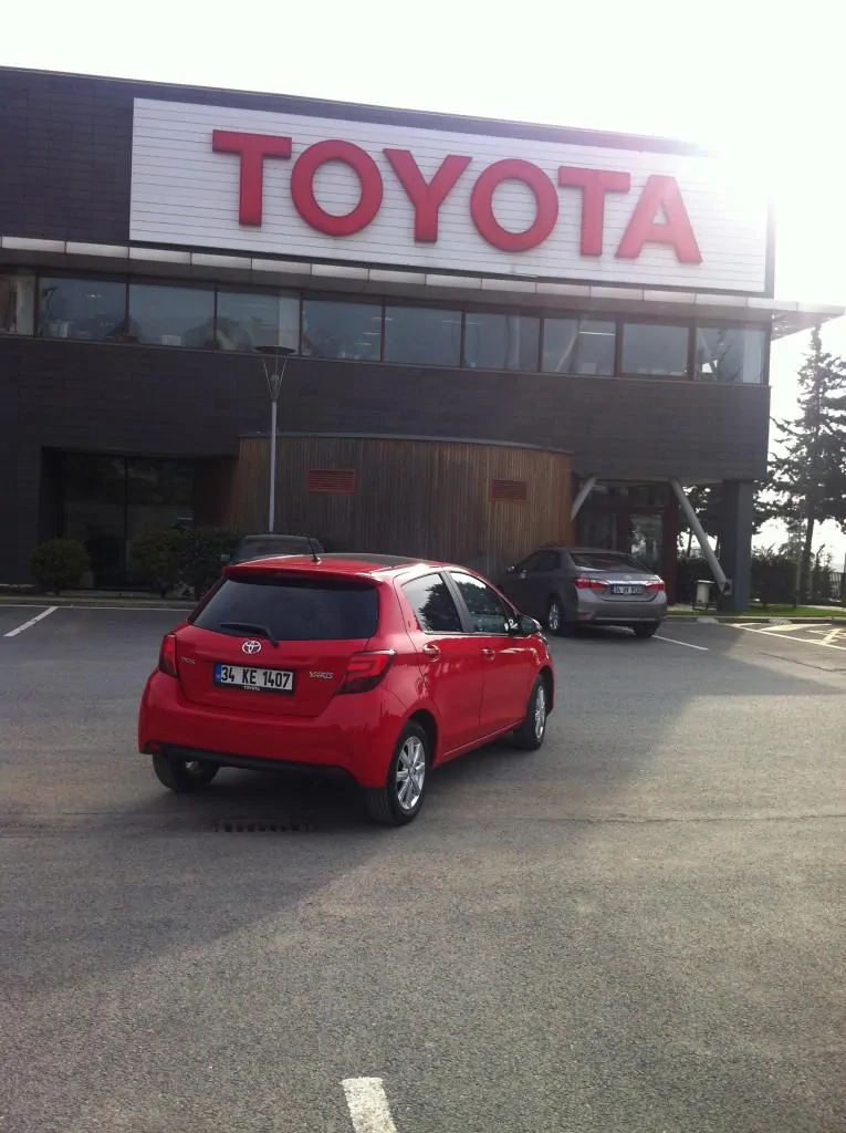 Mekan: Toyota Genel Merkezi, Kartal