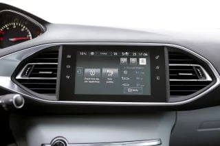 Peugeot 308 dizel otomatik multimedya ekran