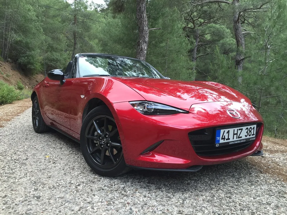 Mazda MX-5 Miata dış tasarım 3