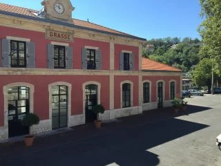 Grasse tren istasyonu fransa tatili nice gezilecek yerler