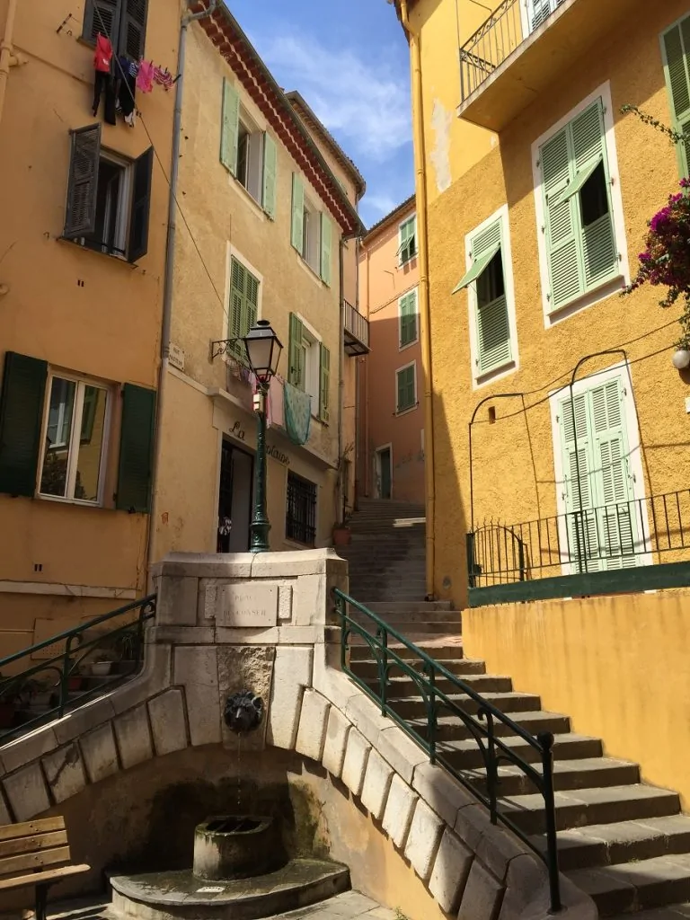 Place du Conseil Villefranche sur mer Nice fransa tatili 1