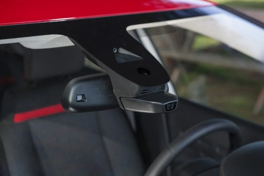 citroen-c3-connectedcam-detay-entegre-kamera