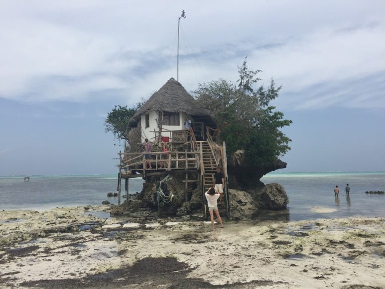 The Rock Zanzibar: Dünyanın En İlginç Restoranı