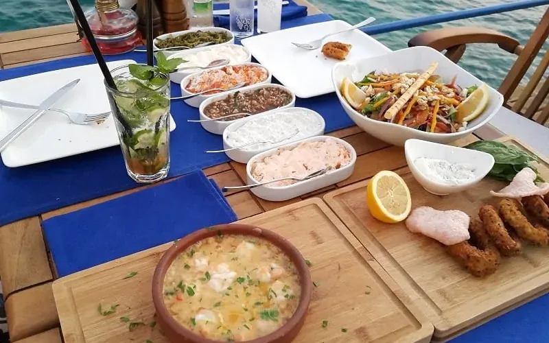 Kaş yeme içme rehberi
