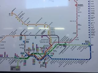 Barselona Metro haritasi
